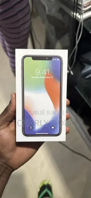 Photo - Apple iPhone X 64 GB Blanc