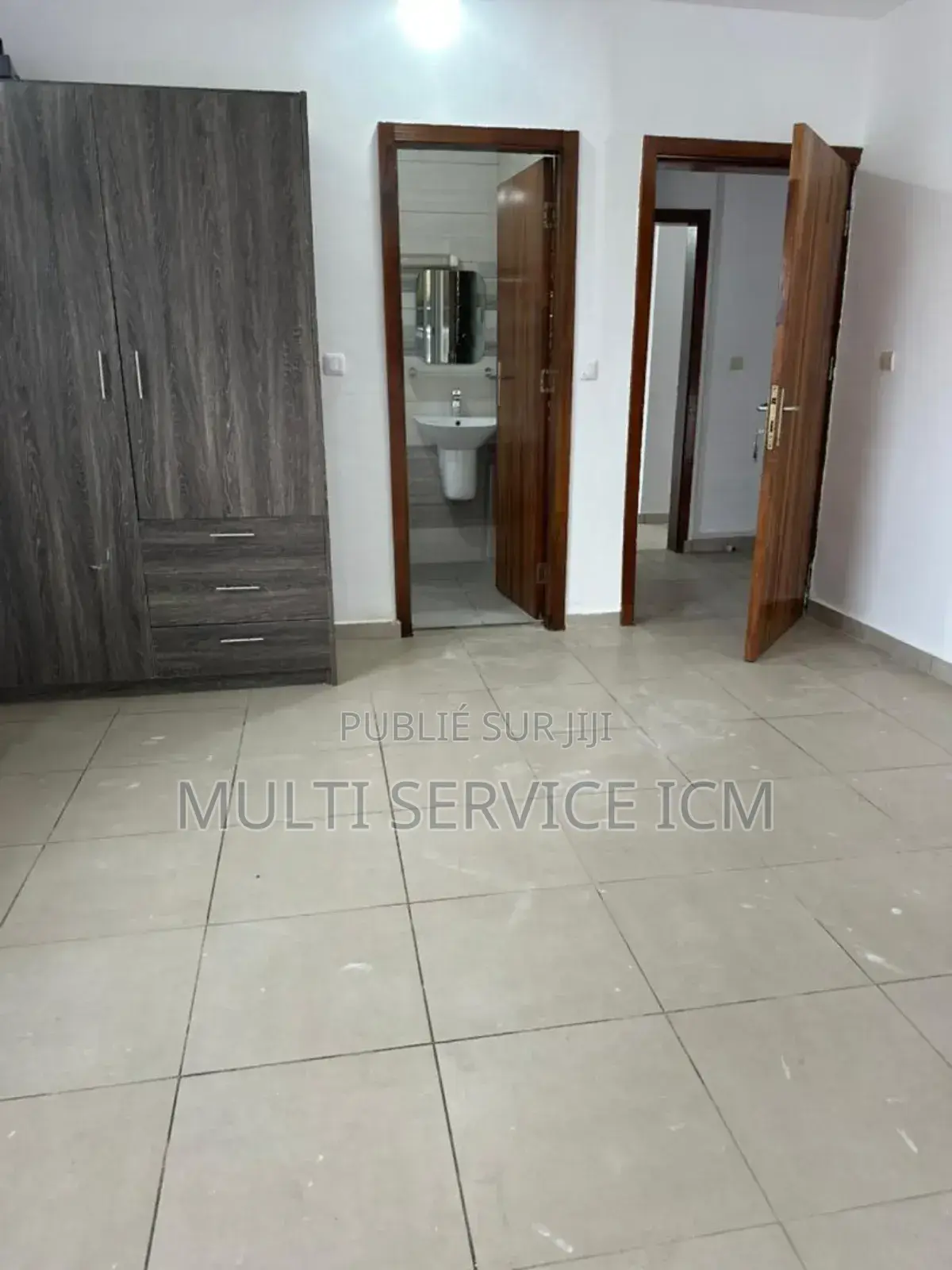 8chbre Duplex dans Ismaël Coulibaly, Cocody à Vendre