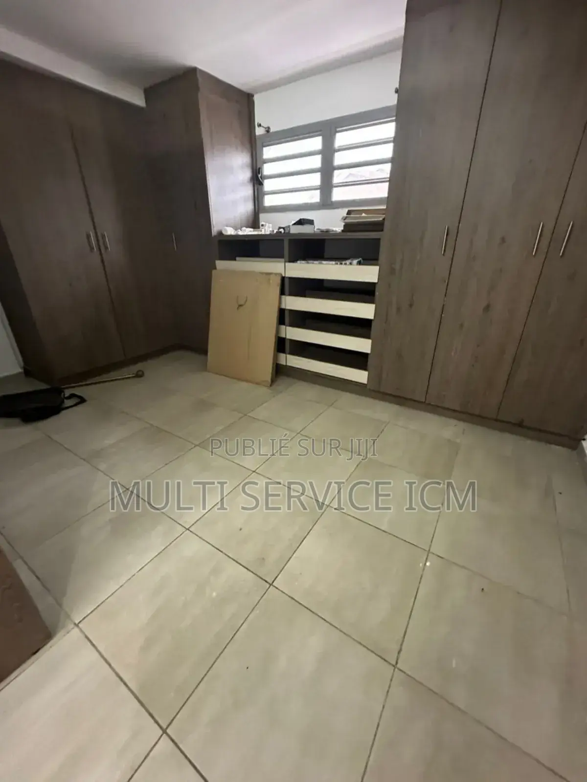 8chbre Duplex dans Ismaël Coulibaly, Cocody à Vendre