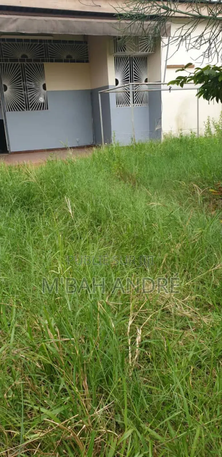 Vente De Plusieurs Lots