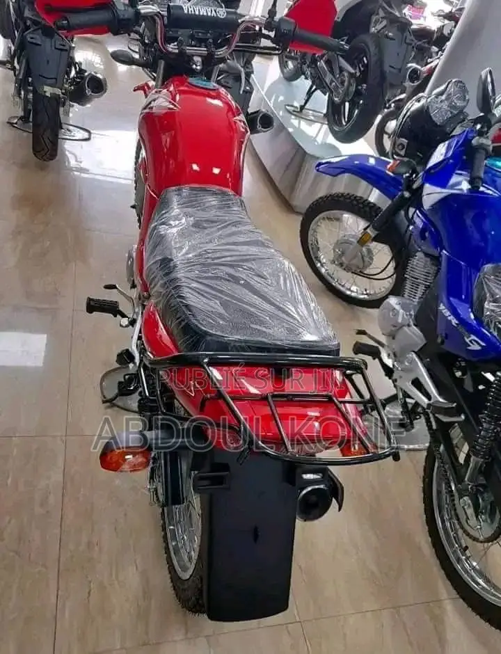 Neuf Yamaha YBR125 2022 Autre