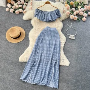 Haut Et Jupe Pour Femmes, Disponible en Plusieurs Couleurs.