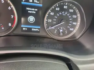 Photo - Hyundai Elantra 2019 Bleu