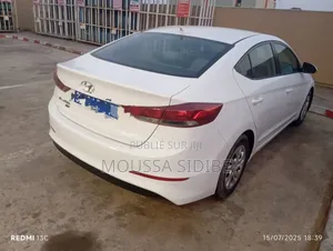 Hyundai Elantra SE 2019 Blanc