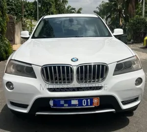Photo - BMW X3 xDrive28i 2012 Blanc