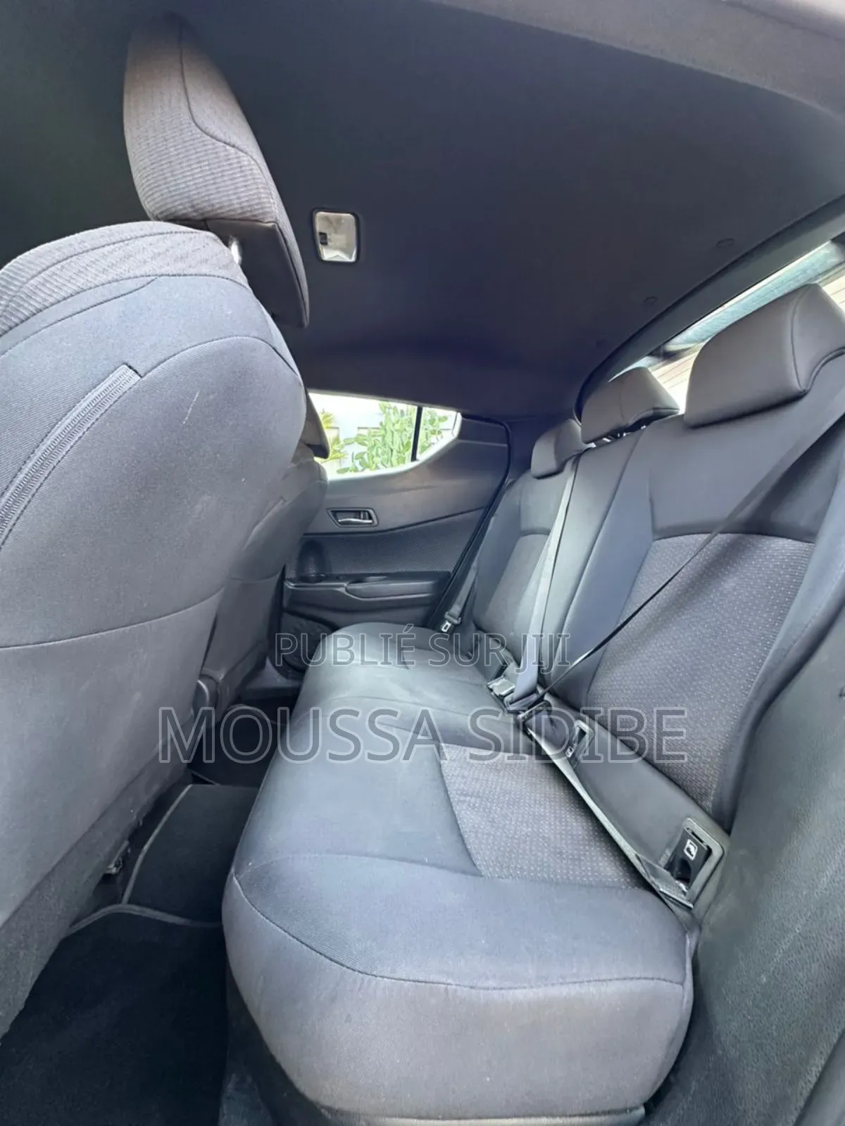 Toyota C-HR XLE Prermium FWD (2.0L 4cyl 2AM) 2018 Gris