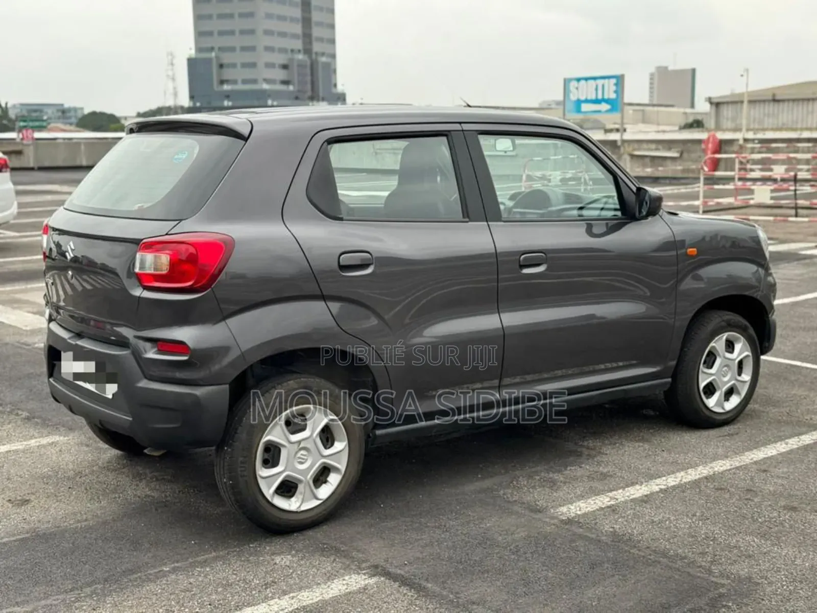 Suzuki S-Presso 2024 Gris