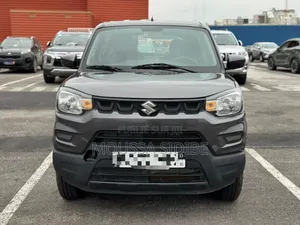 Suzuki S-Presso 2024 Gris