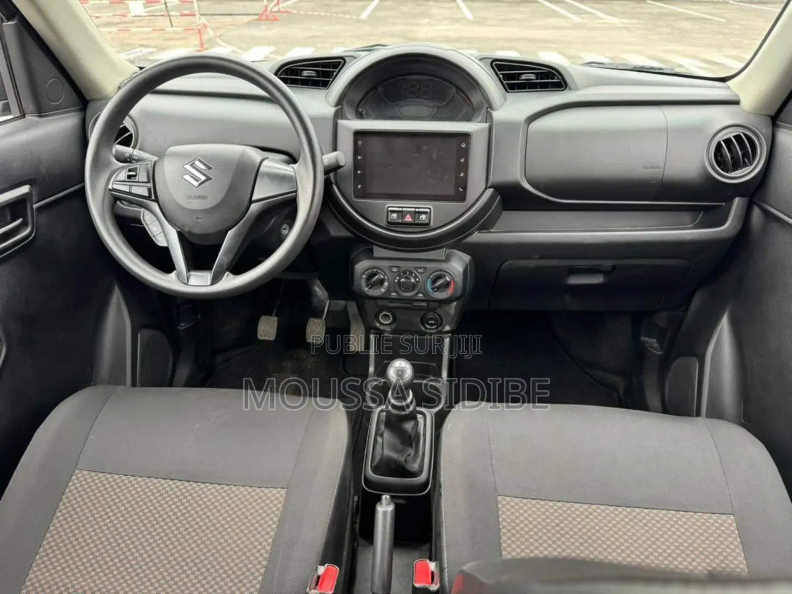 Suzuki S-Presso 2024 Gris