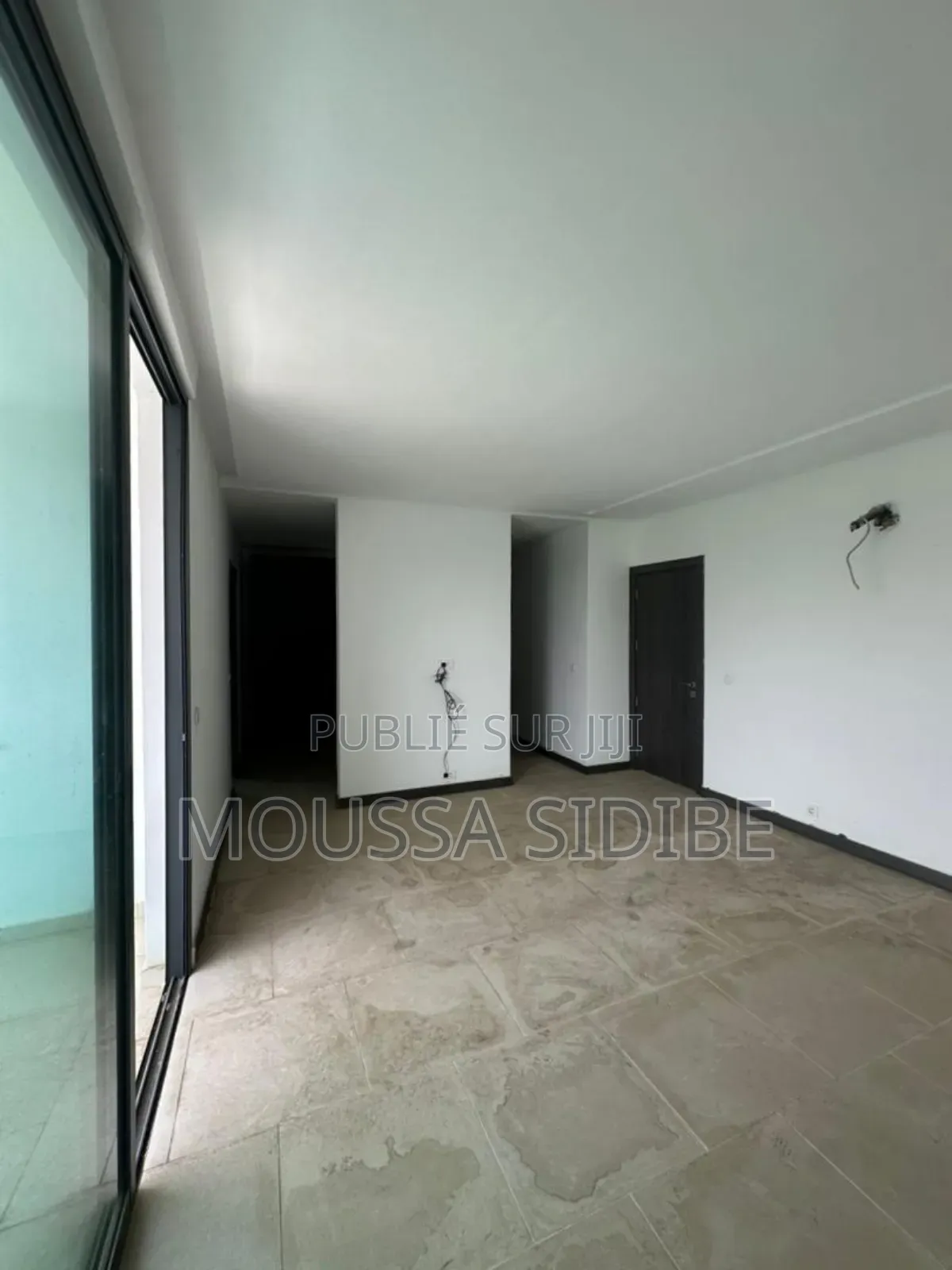 3chbre Duplex dans Lemuss Immo.Ci, Cocody à Louer