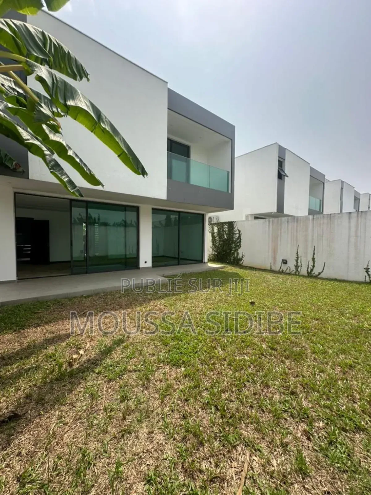 3chbre Duplex dans Lemuss Immo.Ci, Cocody à Louer