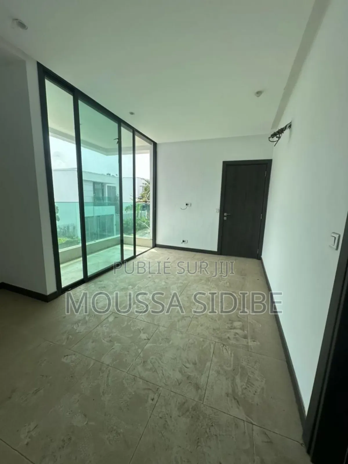 3chbre Duplex dans Lemuss Immo.Ci, Cocody à Louer