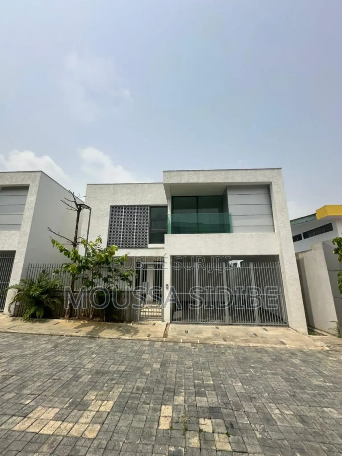 3chbre Duplex dans Lemuss Immo.Ci, Cocody à Louer