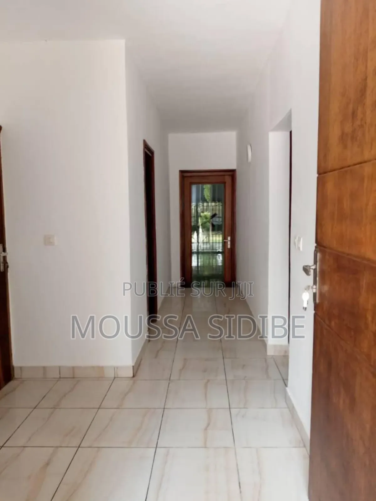 4chbre Duplex dans Lemuss Immo.Ci, Cocody à Louer