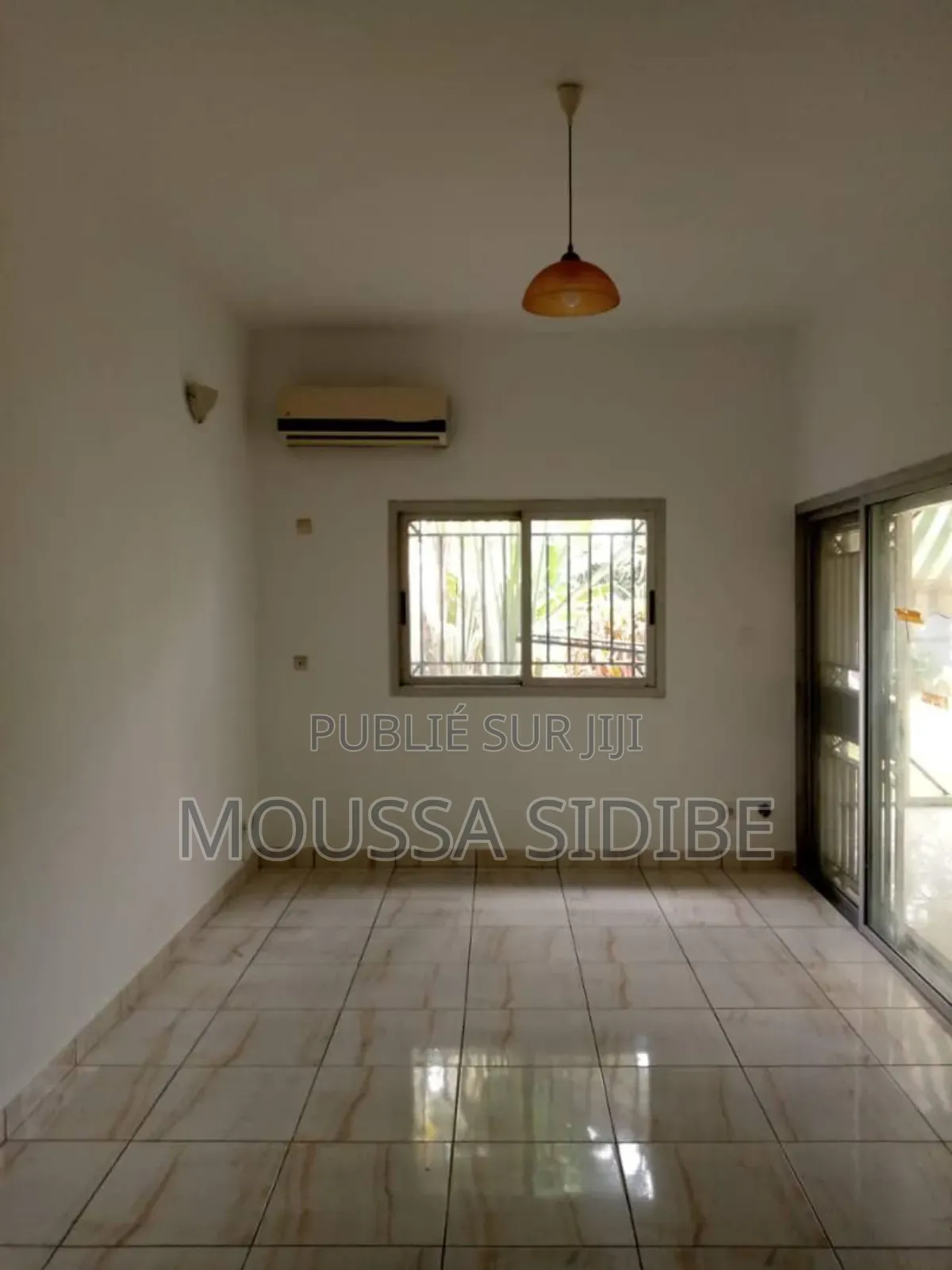 4chbre Duplex dans Lemuss Immo.Ci, Cocody à Louer