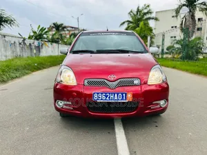 Toyota Yaris 1.4 2002 Rouge
