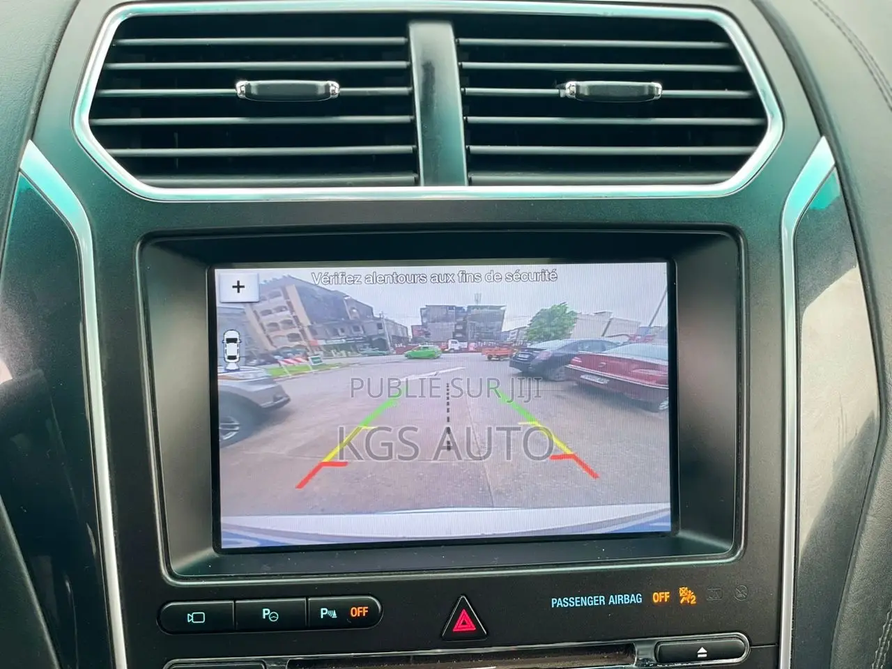 Ford Explorer XLT AWD 2018 Gris