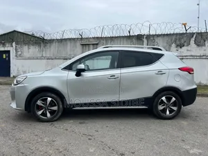 New JAC JS3 1.6 FWD 2022 Argenté