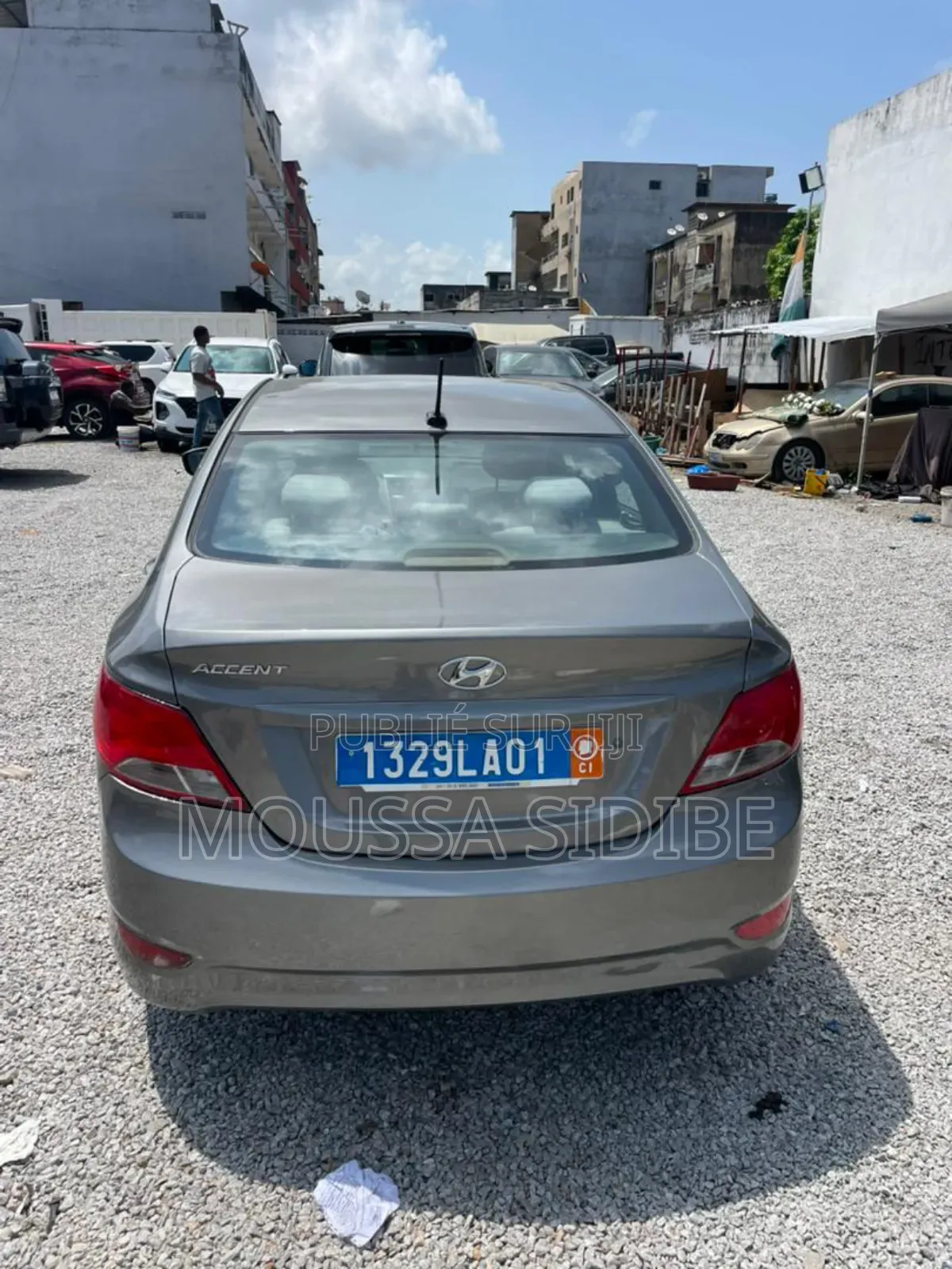 Hyundai Accent Limited 2018 Gris