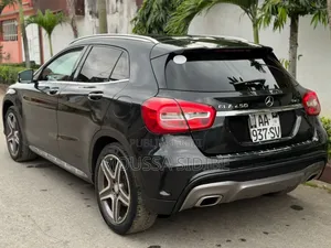 Mercedes-Benz GLA 250 2016 Noir