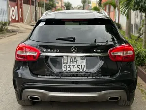 Mercedes-Benz GLA 250 2016 Noir