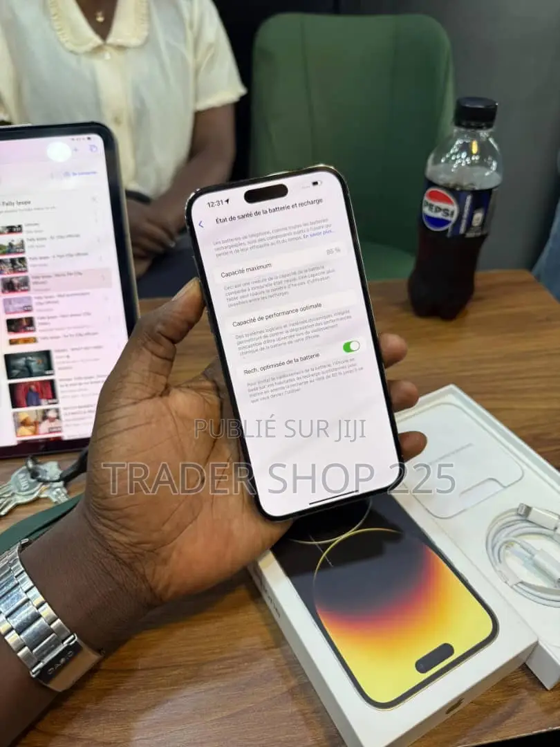 New Pomme iPhone 14 Pro Max 256 GB Doré