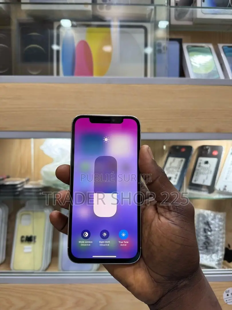 New Pomme iPhone 12 Pro 128 GB Blanc