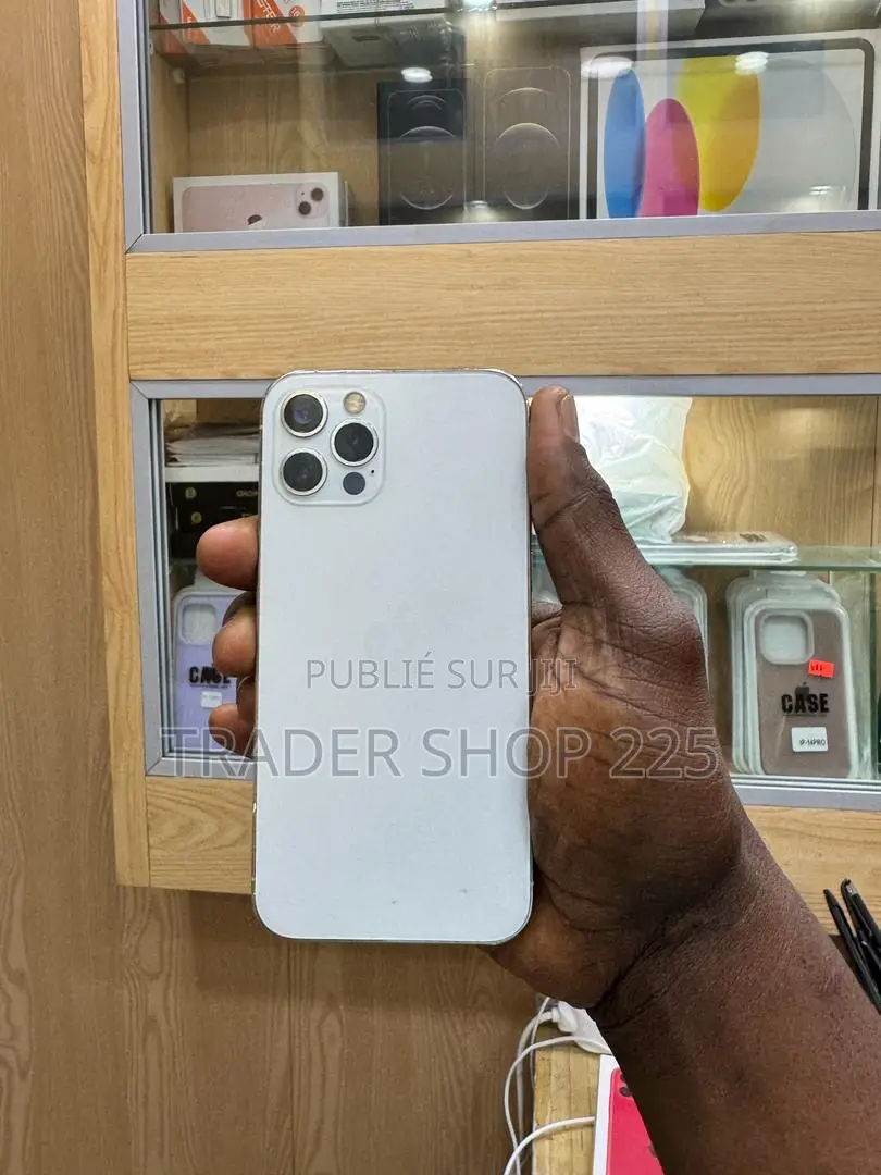 New Pomme iPhone 12 Pro 128 GB Blanc