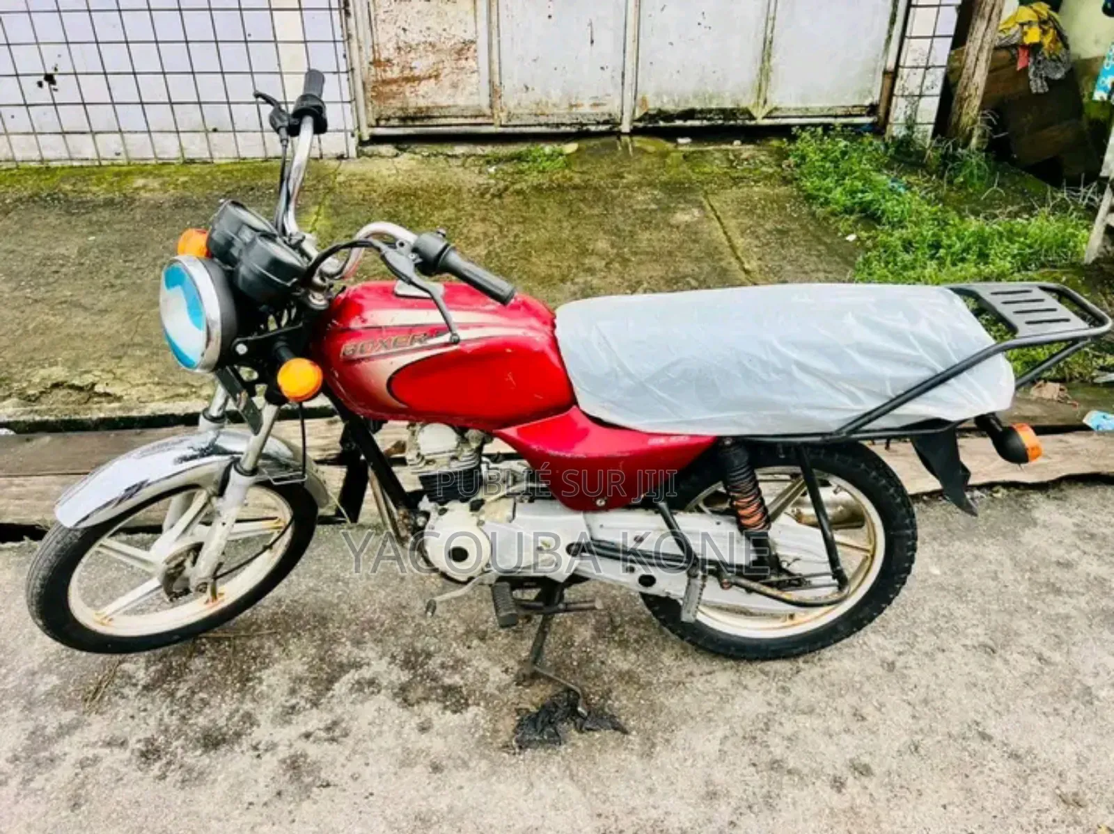 Neuf TVS HLX 125 2020 Rouge