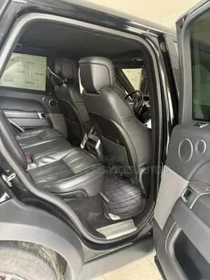 Land Rover Range Rover Sport SVR 2018 Noir