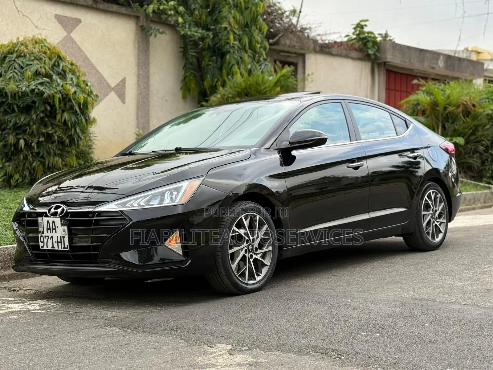 Hyundai Elantra Limited 2021 Noir