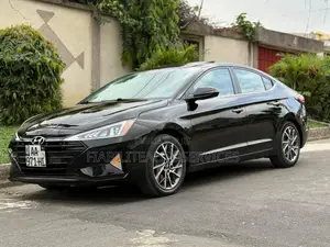 Hyundai Elantra Limited 2021 Noir