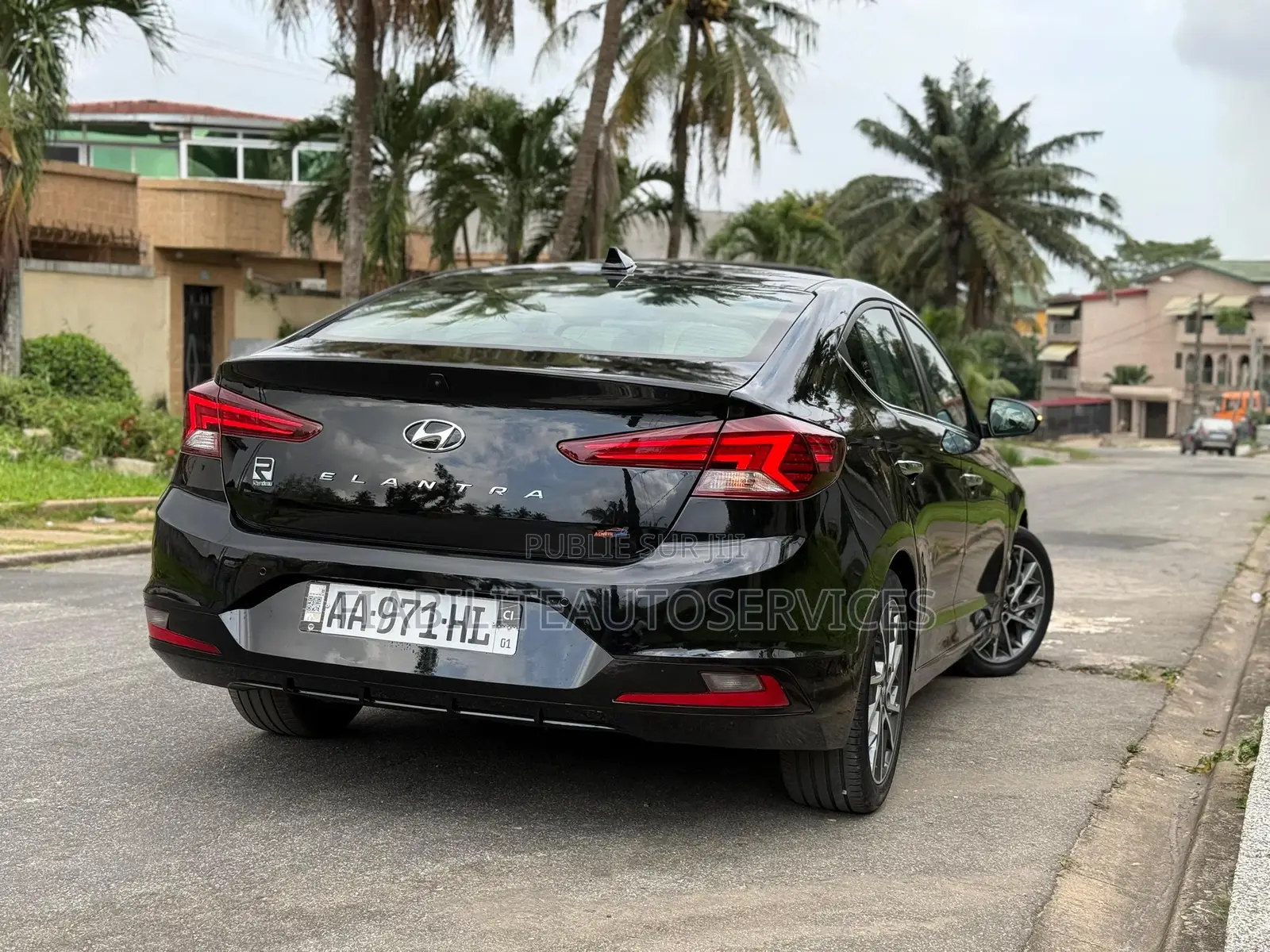 Hyundai Elantra Limited 2021 Noir