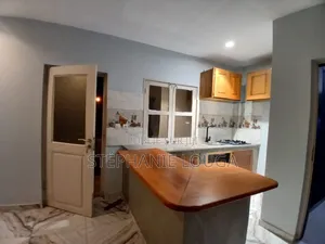 Photo - 1chbre Appartement dans Mockeyville Deuxième, Grand-Bassam à Louer