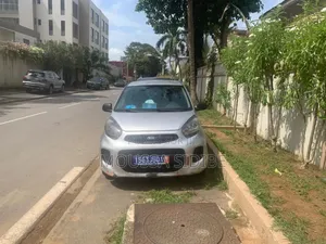 Photo - Kia Morning 2017 Gris