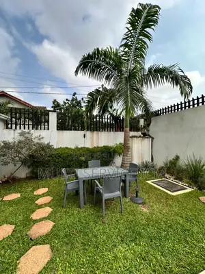 4chbre Duplex dans Ismaël Coulibaly, Cocody à Louer
