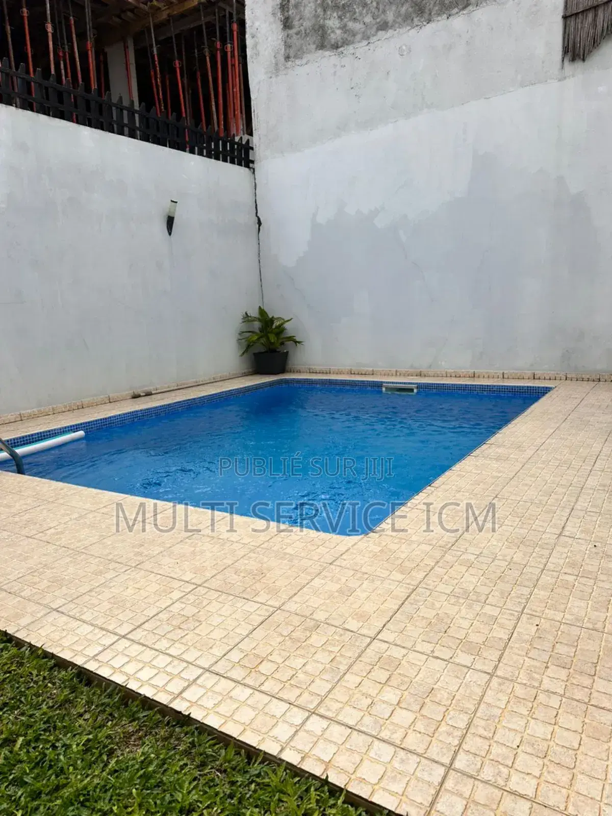 4chbre Duplex dans Ismaël Coulibaly, Cocody à Louer