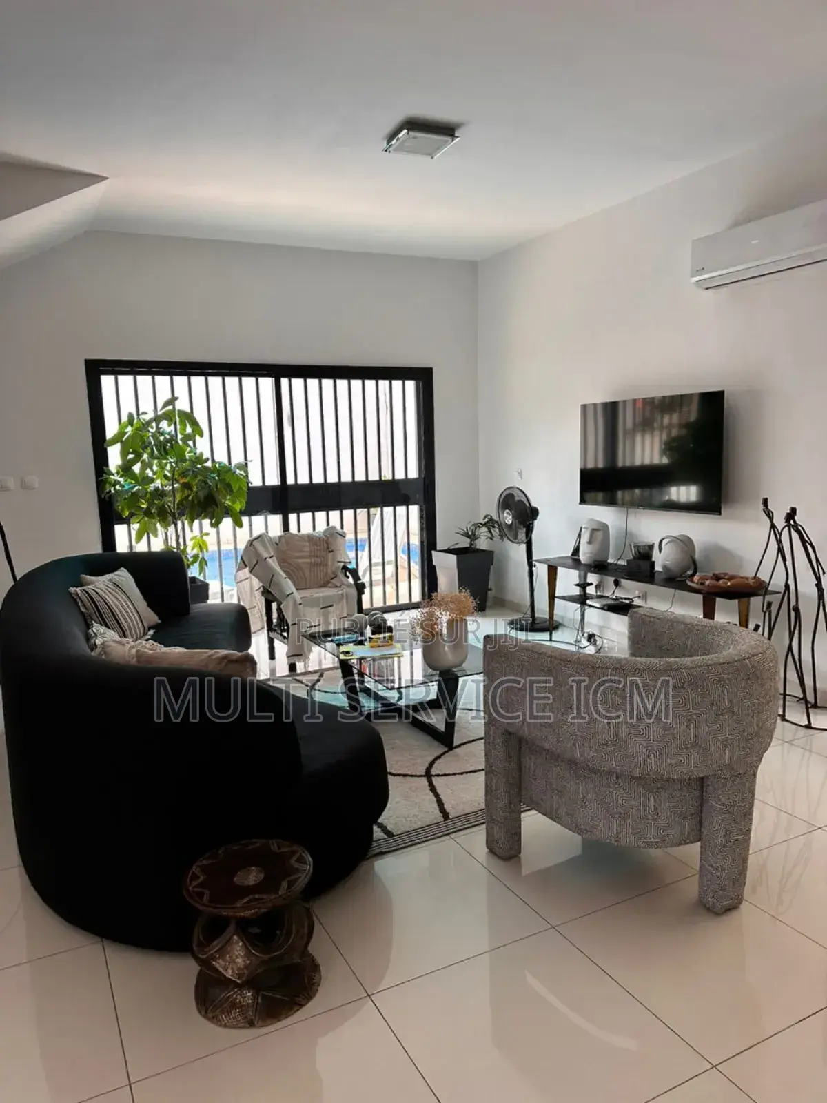 4chbre Duplex dans Ismaël Coulibaly, Cocody à Louer