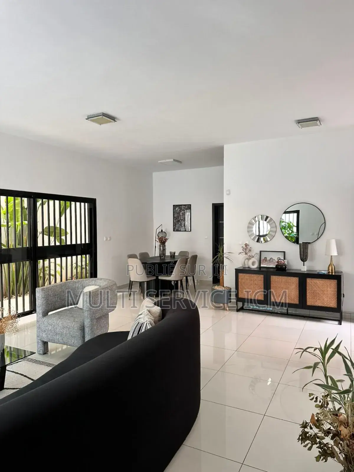 4chbre Duplex dans Ismaël Coulibaly, Cocody à Louer