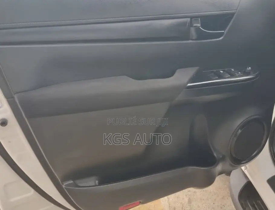 Toyota Hilux Revo Double Cab Deisel 2.4 AWD 2020 Blanc