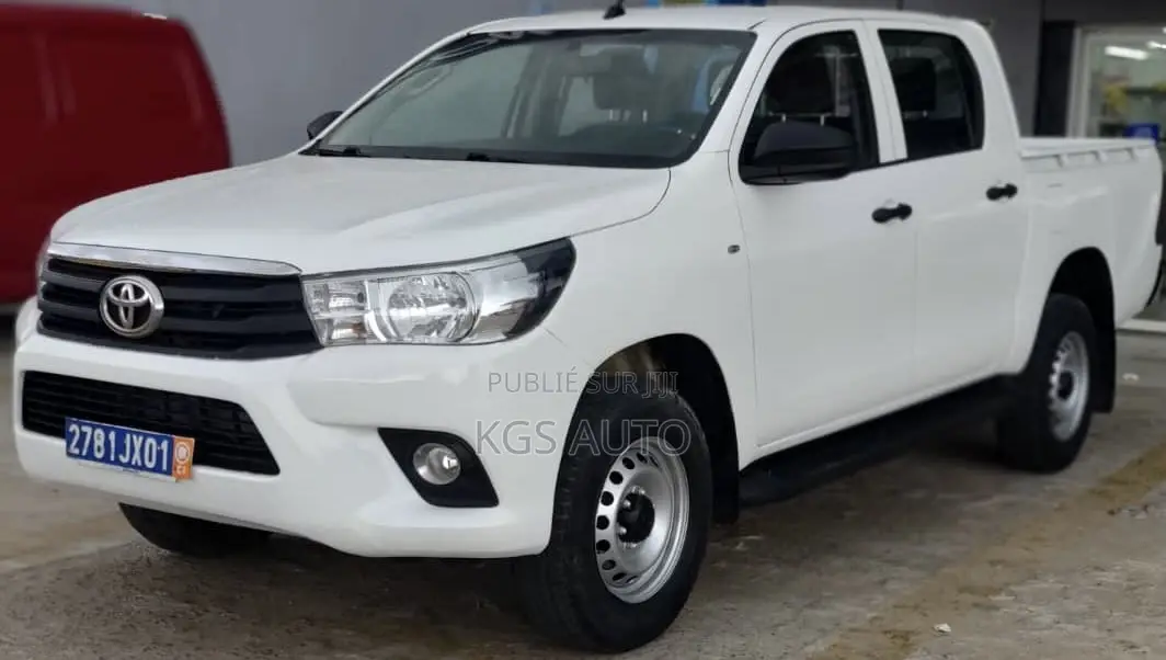 Toyota Hilux Revo Double Cab Deisel 2.4 AWD 2020 Blanc