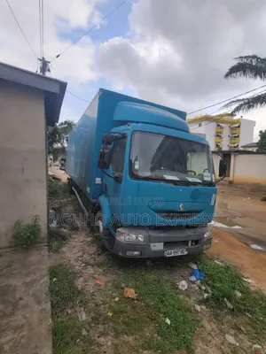 Photo - Renault Medium Camionannée 2015