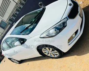 Kia Cerato 2013 Blanc