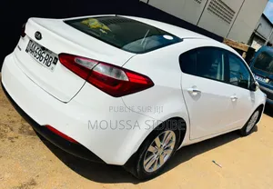 Kia Cerato 2013 Blanc