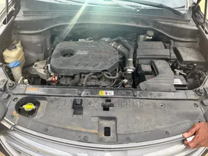 Hyundai Santa Fe SE Ultimate AWD 2018 Gris