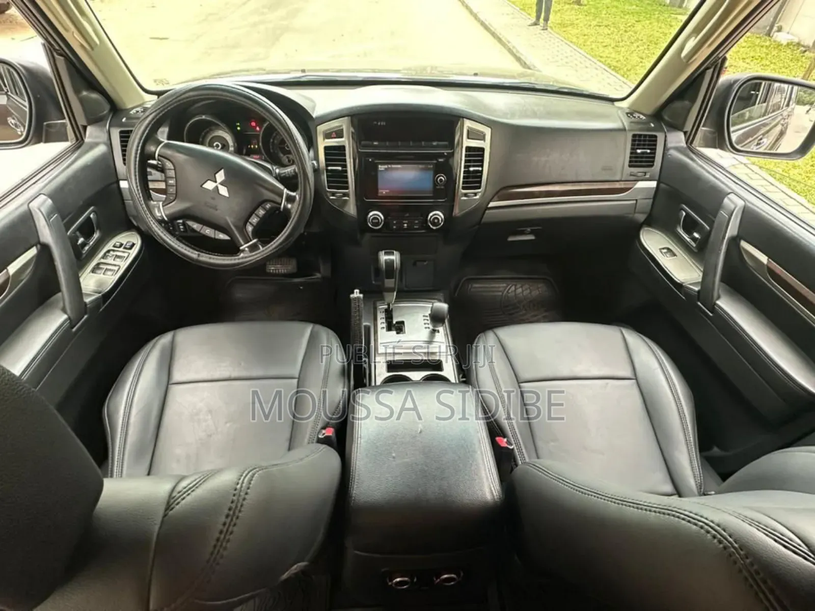 Mitsubishi Pajero V80 3.5 V6 GL/GLS 2021 Noir