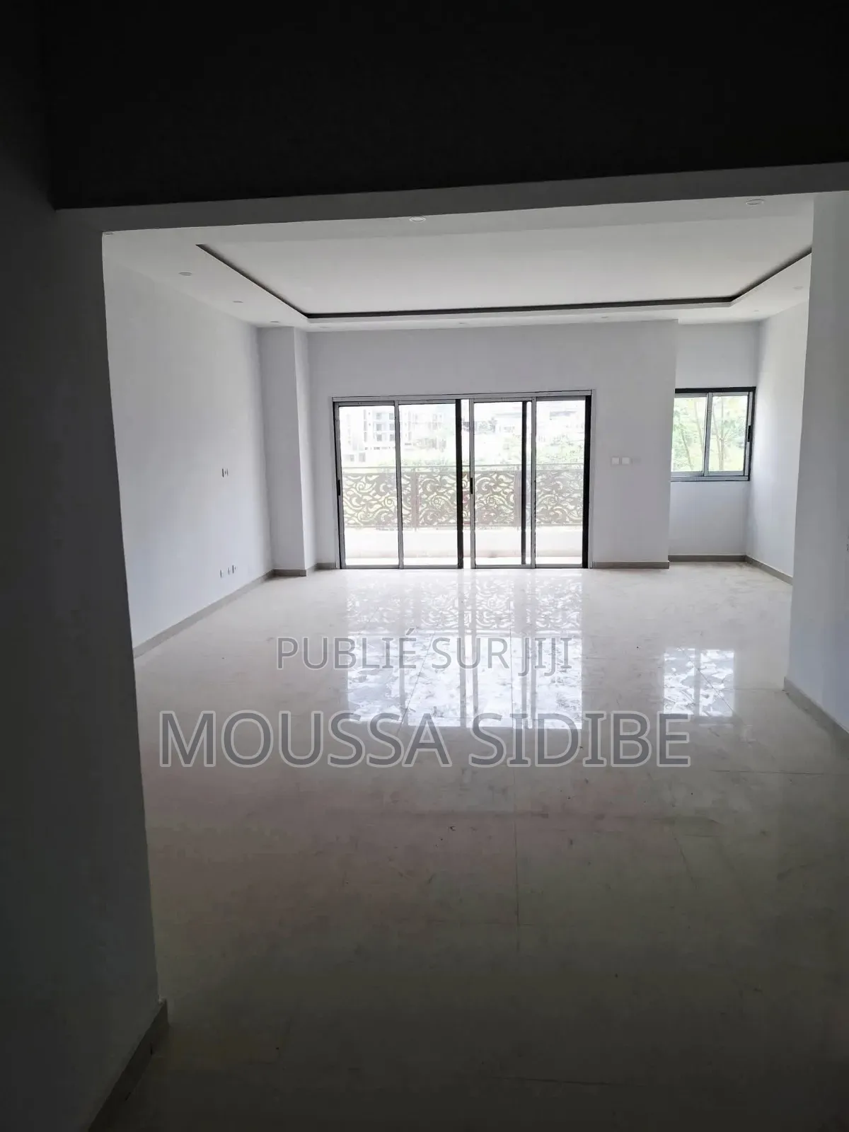 3chbre Appartement dans Lemuss Immo.Ci, Cocody à Louer