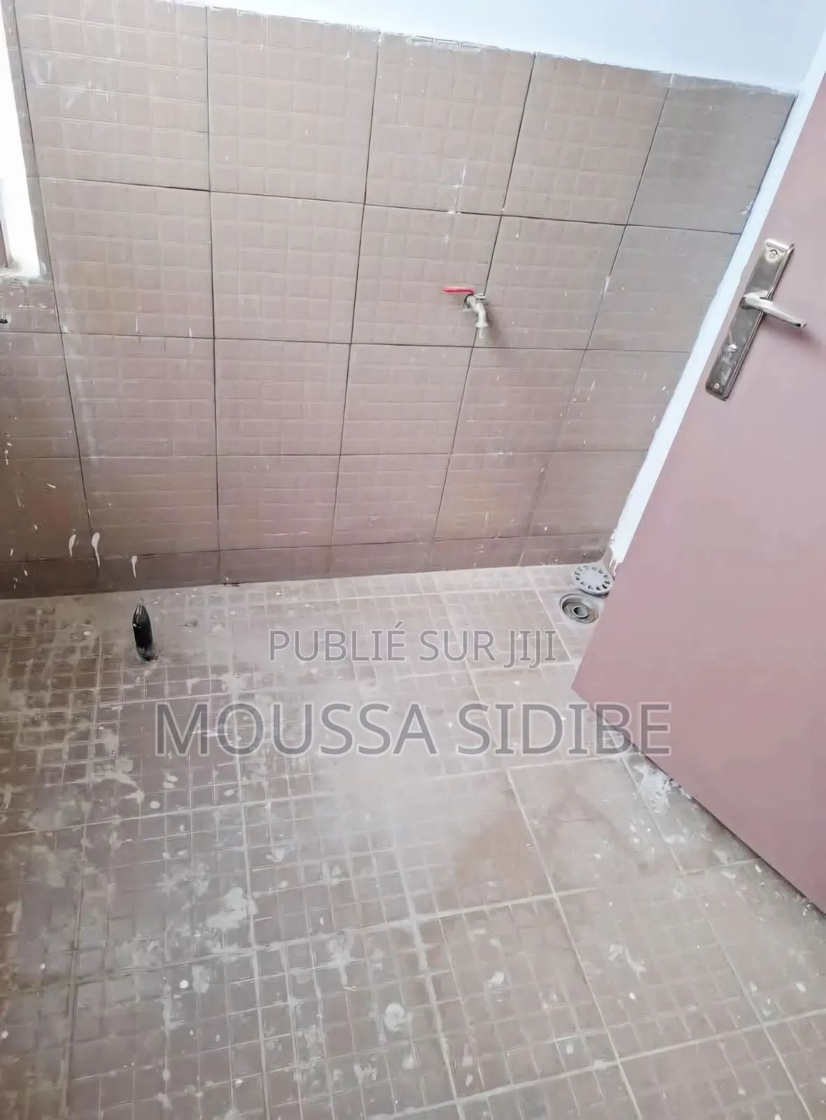 3chbre Appartement dans Lemuss Immo.Ci, Cocody à Louer