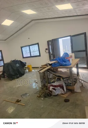 3chbre Villa dans Lemuss Immo.Ci, Cocody à Louer