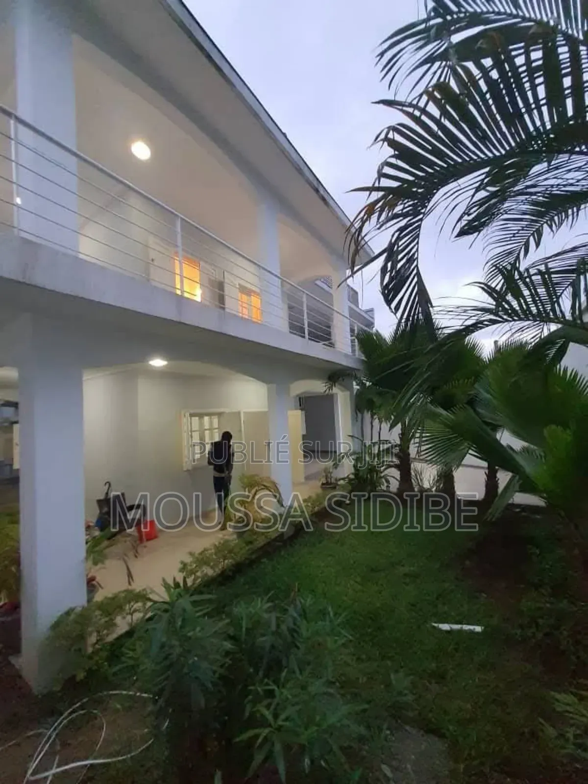 4chbre Duplex dans Lemuss Immo.Ci, Cocody à Louer